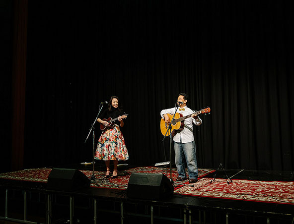 Ukulele And Guitar Duo Perth - Musicians Singers